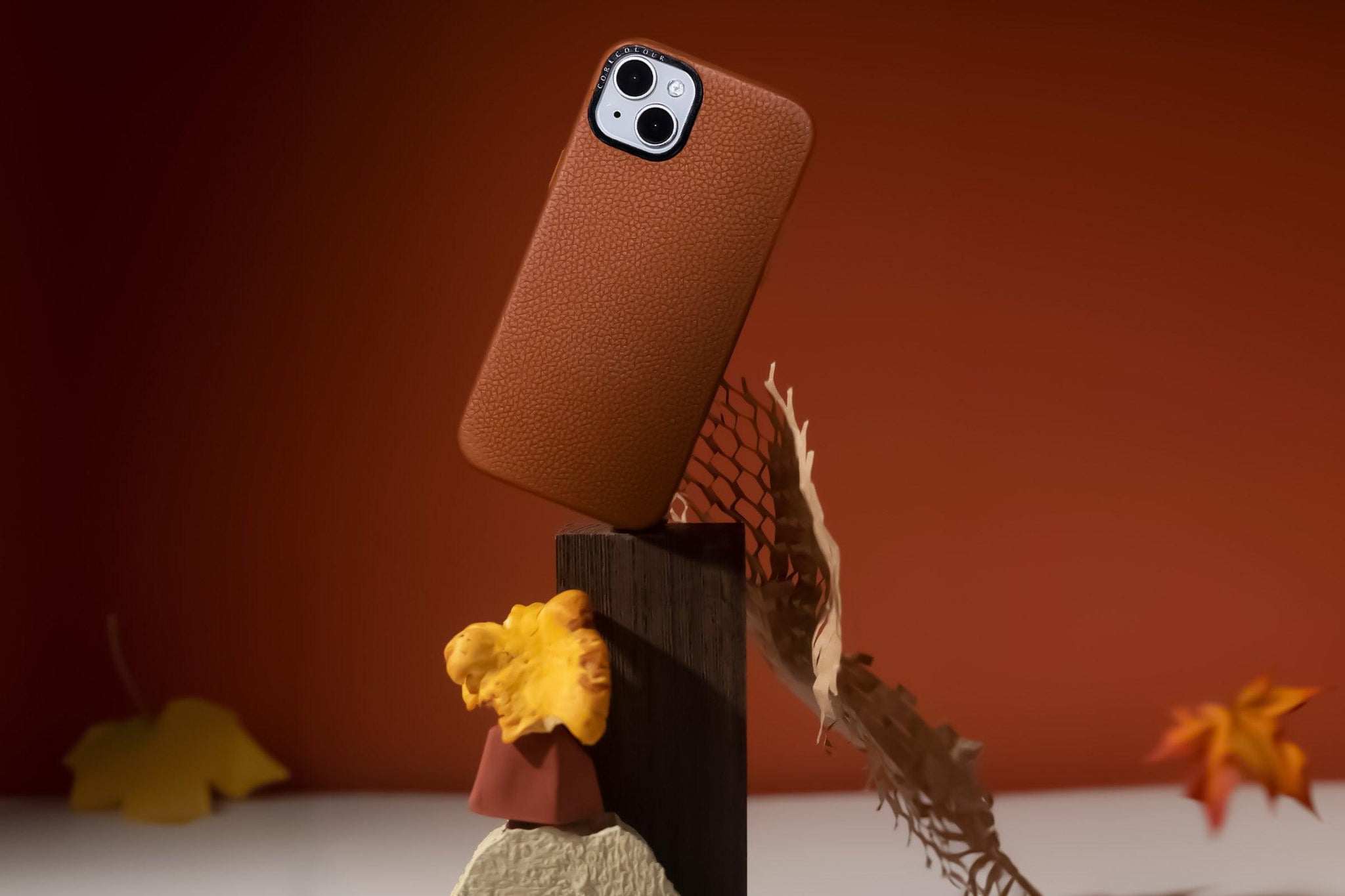 TREND REPORT: Leather Phone Cases Are The Epitome of Quiet Luxury - CORECOLOUR
